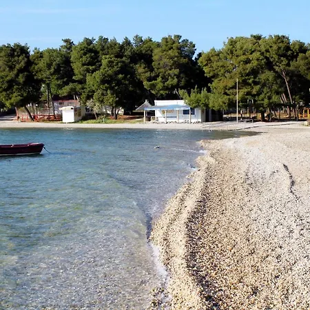 Апартаменты With A Parking Space Pirovac, Sibenik - 6276