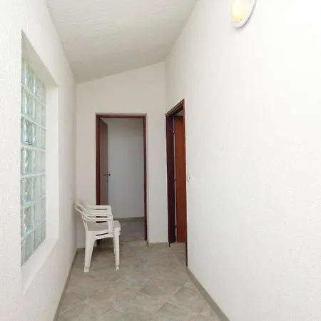 Lejlighed With A Parking Space Pirovac, Sibenik - 6276