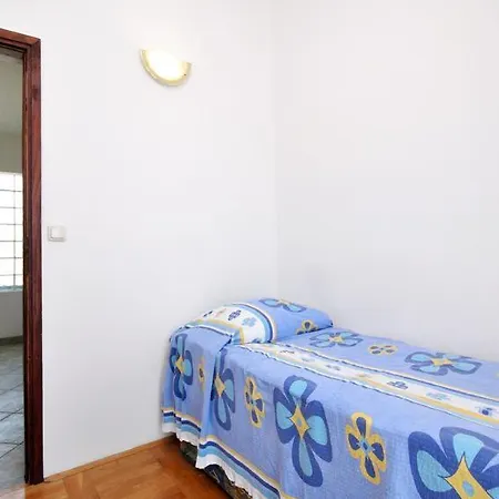 With A Parking Space Pirovac, Sibenik - 6276 *