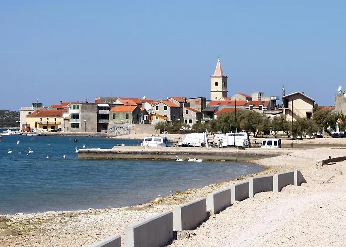 Апартаменты With A Parking Space Pirovac, Sibenik - 6276 Пировац