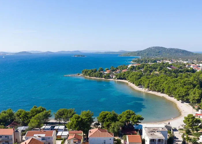 With A Parking Space Pirovac, Sibenik - 6276 Апартаменты Пировац